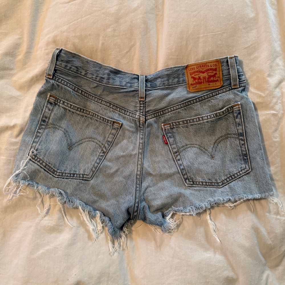 Levi's Light Wash Denim Frayed Hem Shorts, mid-high rise, size 27, like new